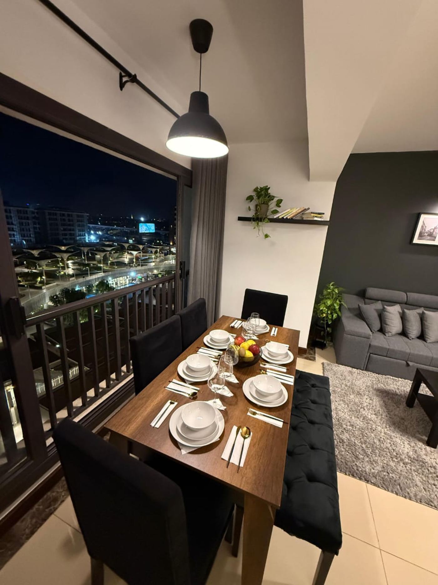 Luxury 3-bedroom hotel apartment