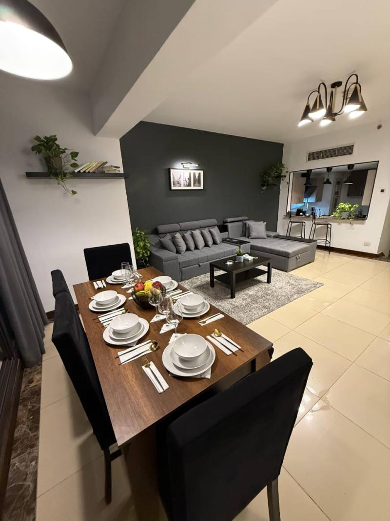 Luxury 3-bedroom hotel apartment — photo 15