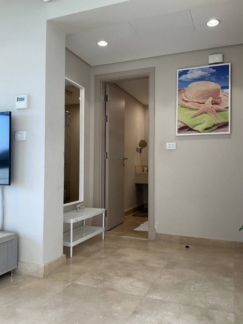 A Stylish 1BR Apartment in Mangroovy | Open & Palm View — photo 8