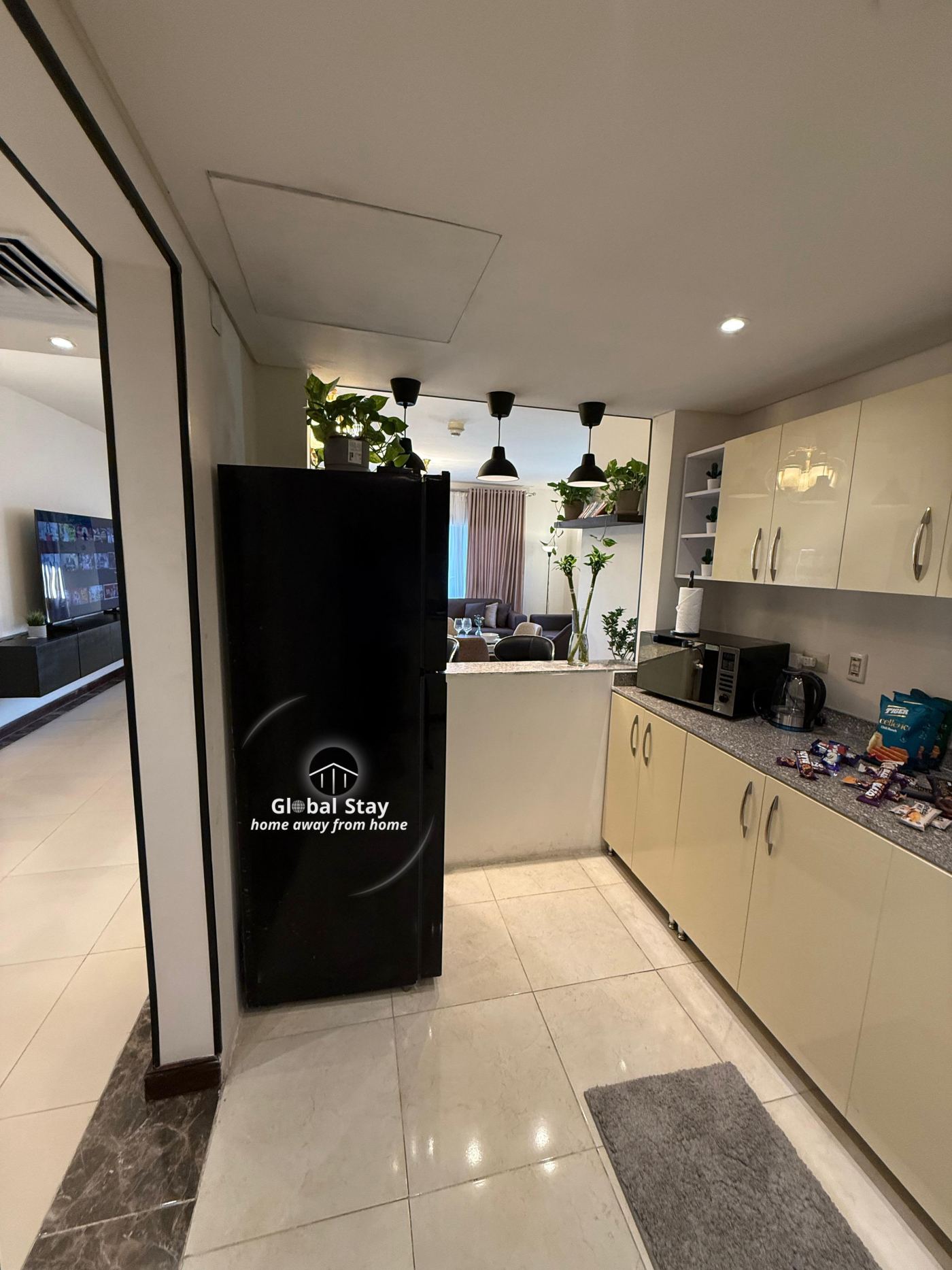 3-bedroom hotel apartment, upscale standard — photo 10