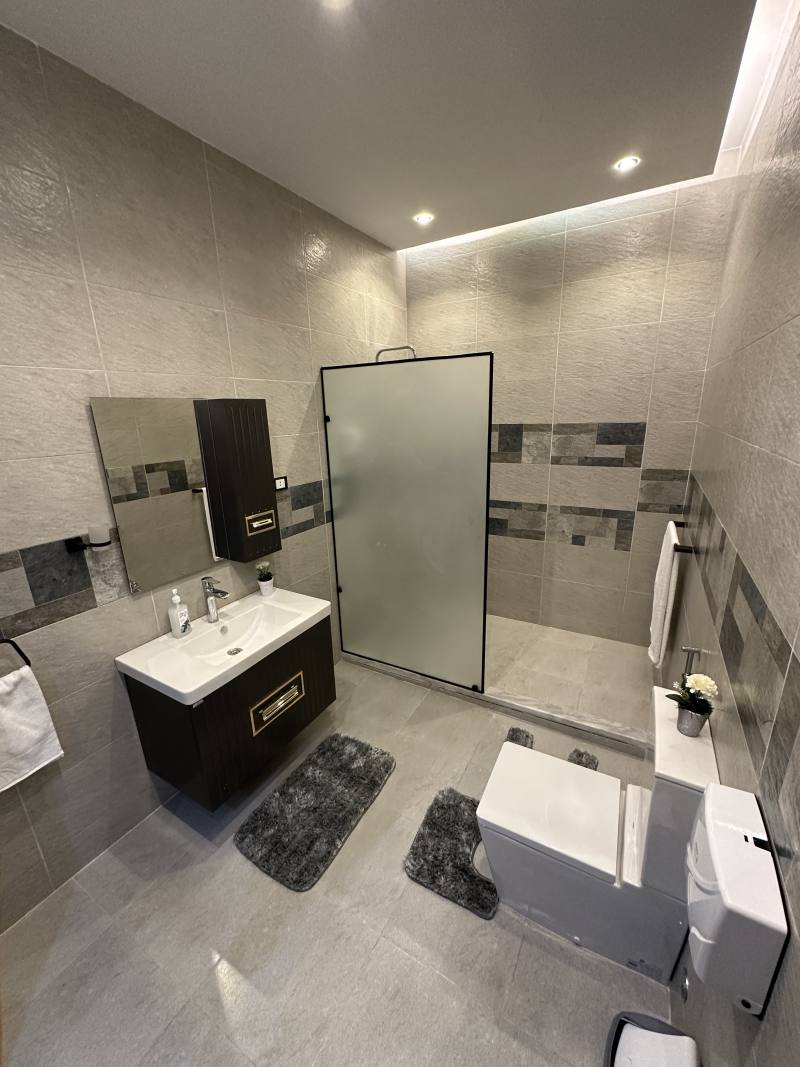 King Tut Suite - La Casa Del Rey Apartments — photo 10