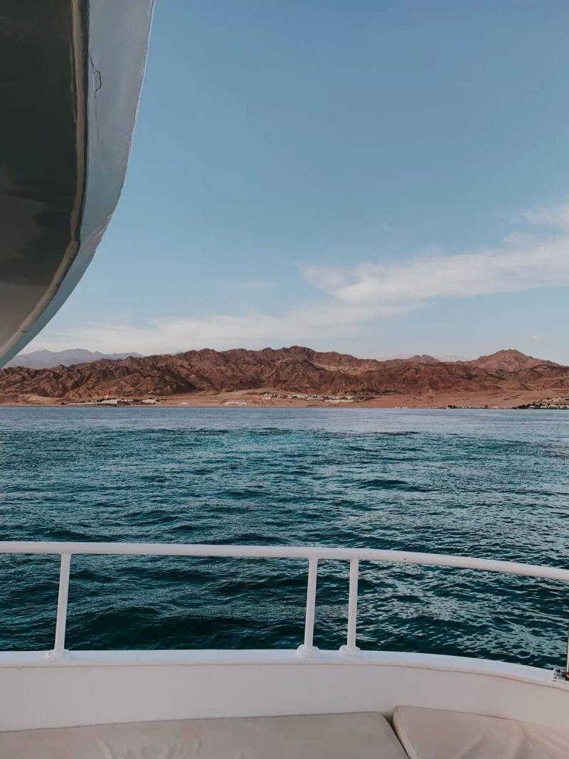 luxury yacht — photo 4