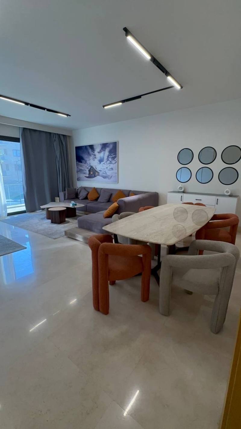 Apartment in Beverly Hills — صورة 4