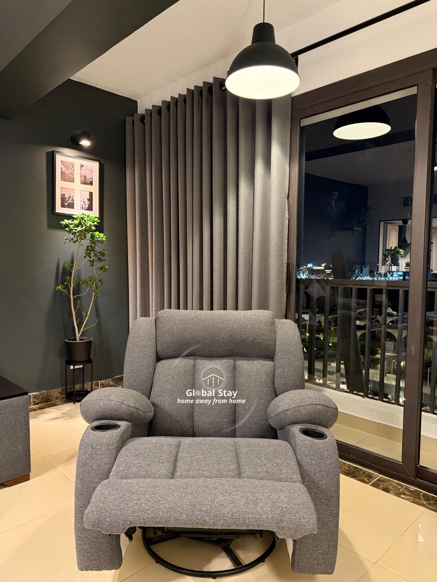 Two-room hotel apartment, very high standard