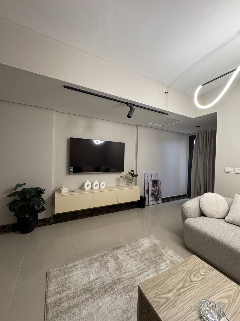 modern studio one bedroom — photo 13