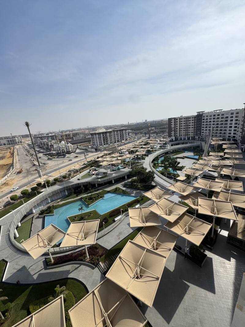 Hotel duplex overlooking the swimming pool — photo 13