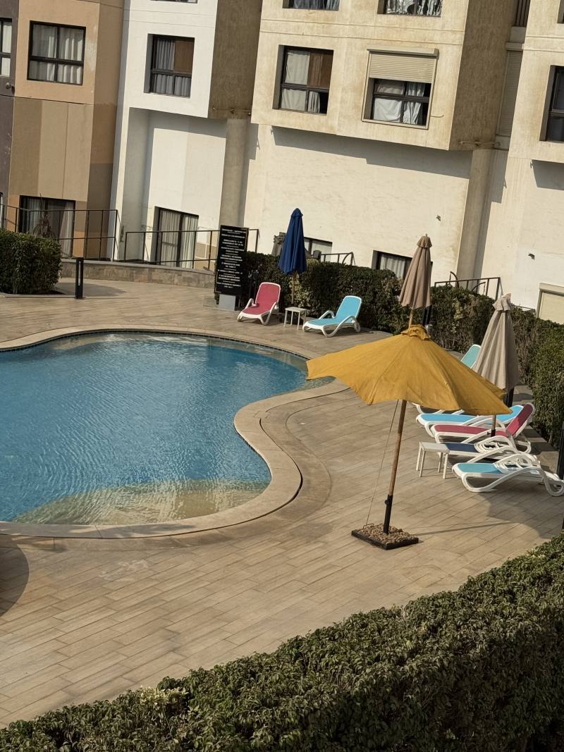 Hotel duplex overlooking the swimming pool — photo 15