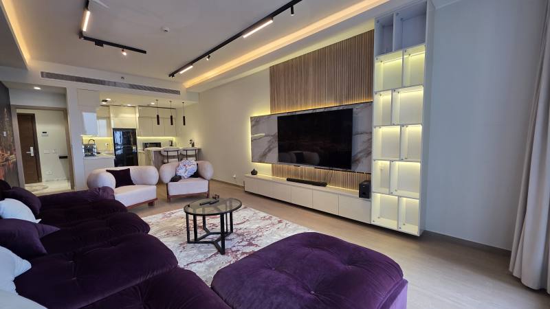 luxurious modern 2-bedroom apartment