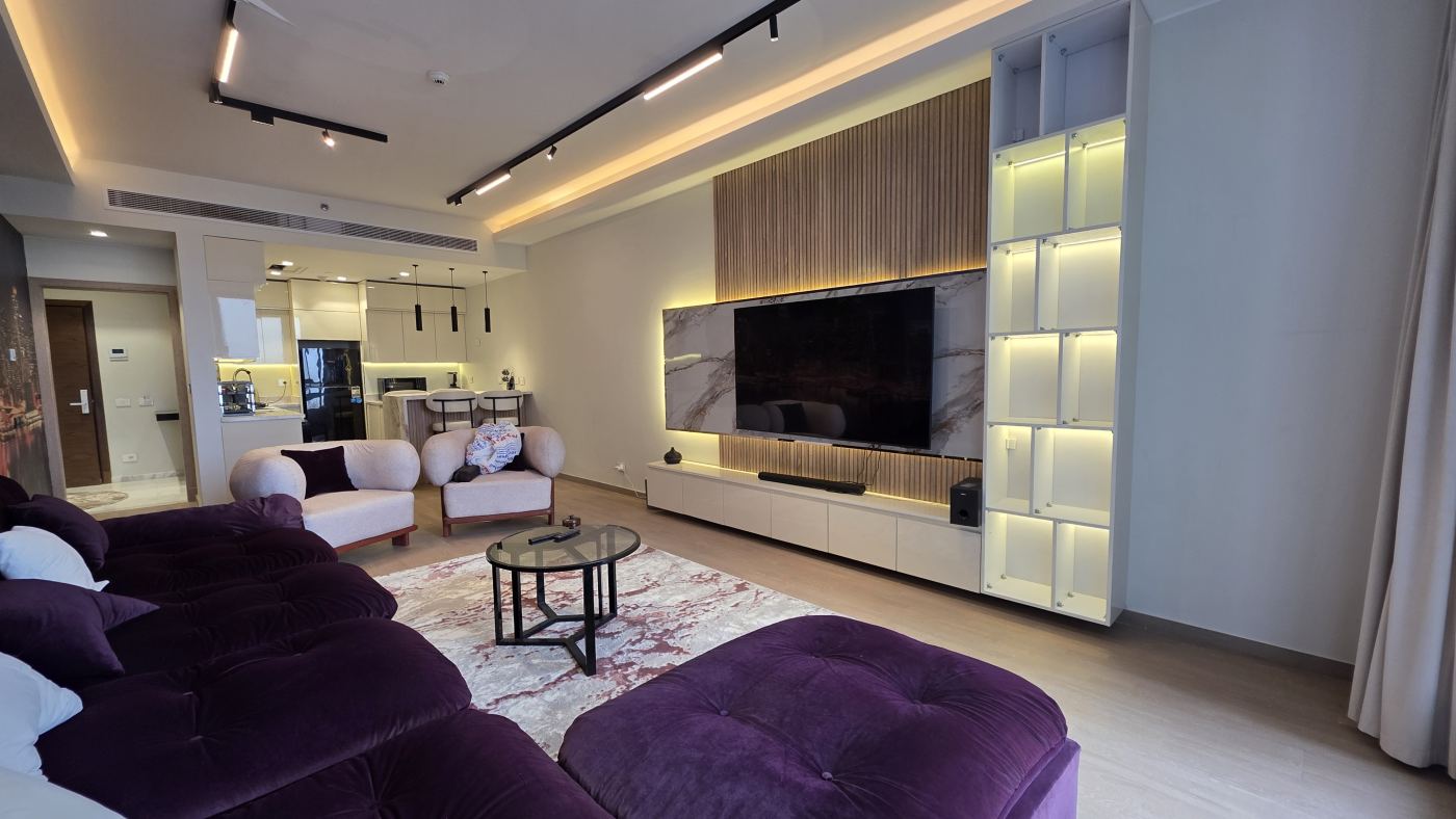 luxurious modern 2-bedroom apartment