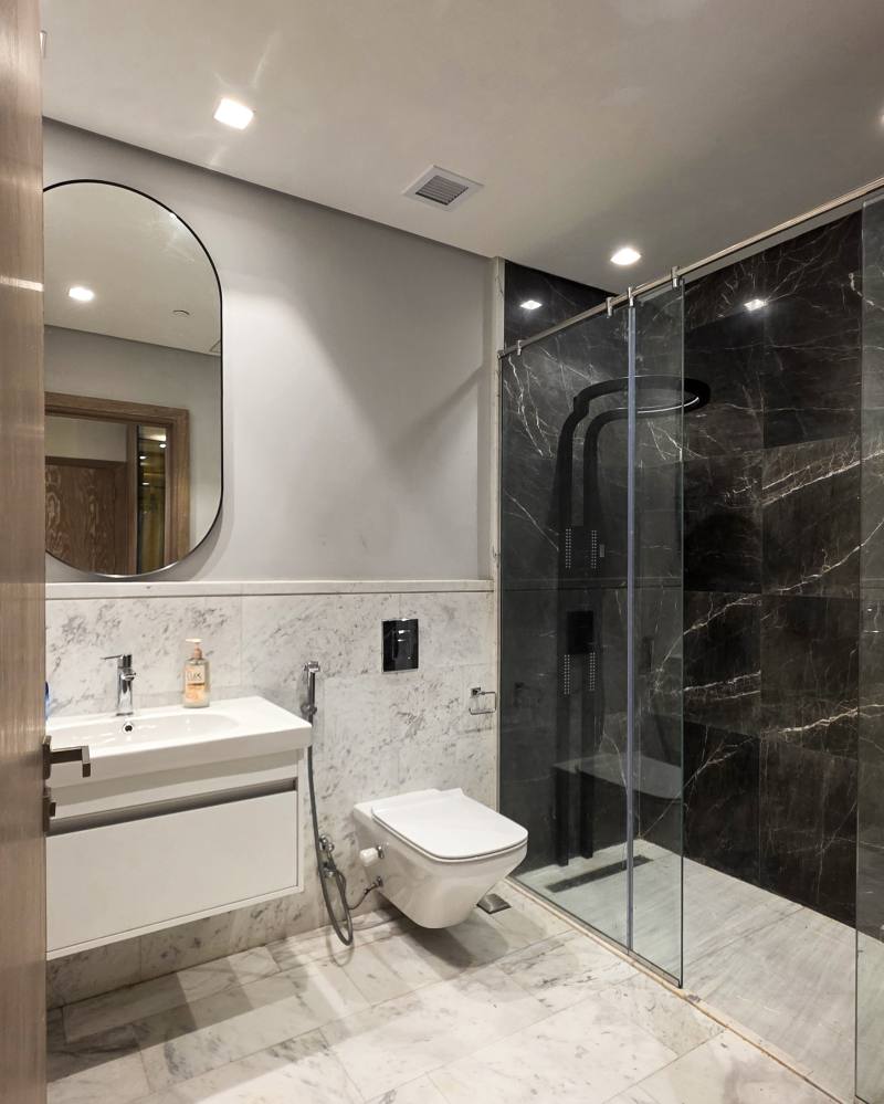 luxurious modern 2-bedroom apartment — photo 11