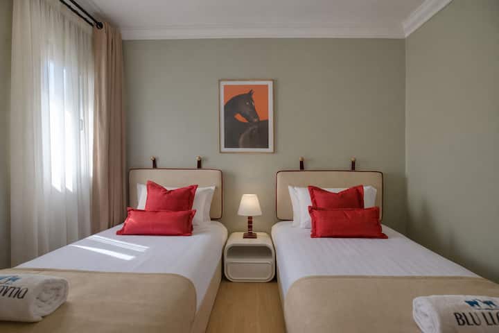 شقة VIP بجانب الاهرامات